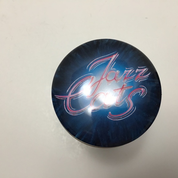 VINTAGE CHURCHILL JAZZ CATS CARTOON BAND MUSIC ENGLISH TOFFEE TIN MONEY BOX - Picture 6 of 7